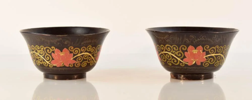 Pair Chinese Lacquered Bowl with Lotus Scene
