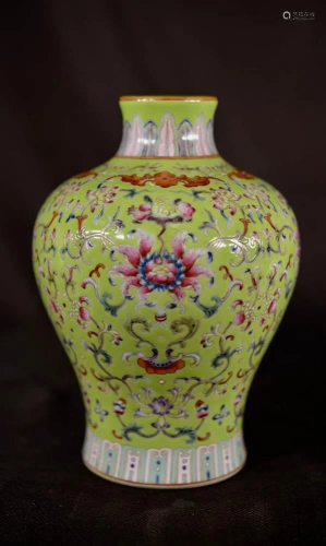 Chinese Famille Rose Porcelain Meiping Vase
