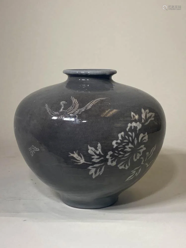 Japanese Studio Porcelain Vase - Bird