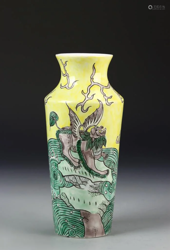 Chinese Antique Sancai Vase