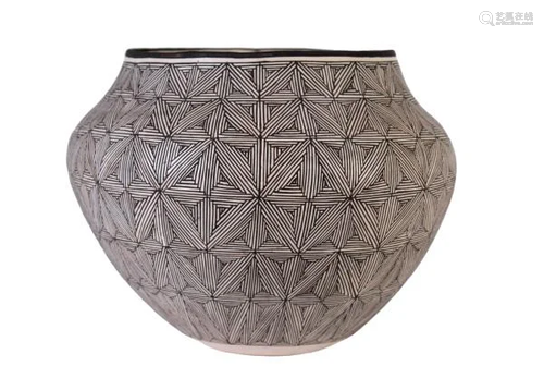 Rose Chino Garcia (1928-2000) Acoma Pottery Jar