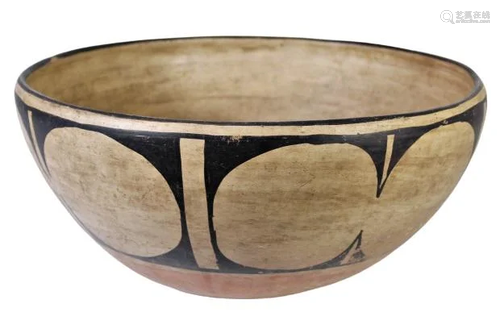 Native American Early Santo Domingo Dough Bowl