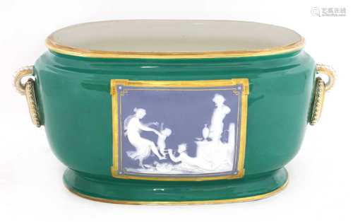 A porcelain jardiniere,