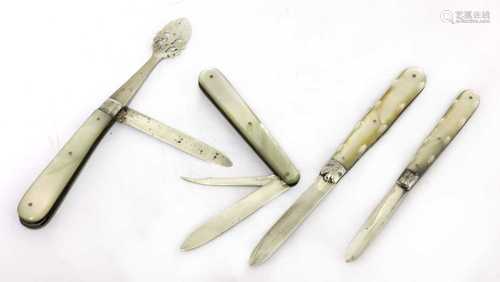 Four silver and mother-of-pearl folding fruit knives,