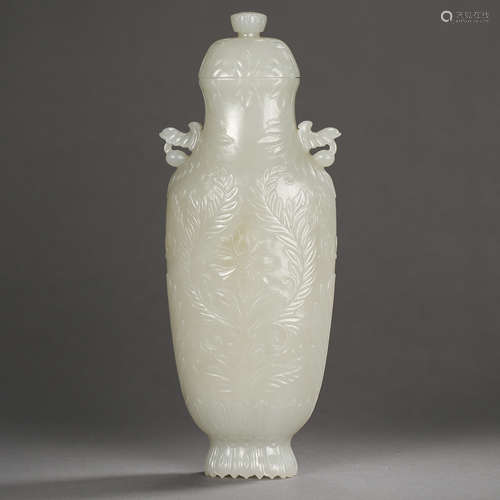 QING DYNASTY HETIAN JADE BOTTLE WITH LID, CARVED FLOWER PATTERN