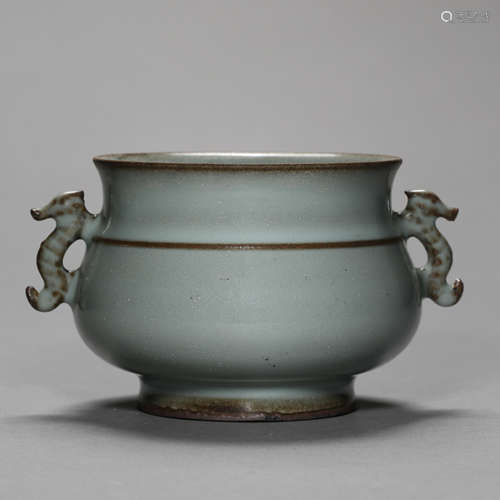 ANCIENT CHINESE CELADON CENSER WITH TWO HANDLES