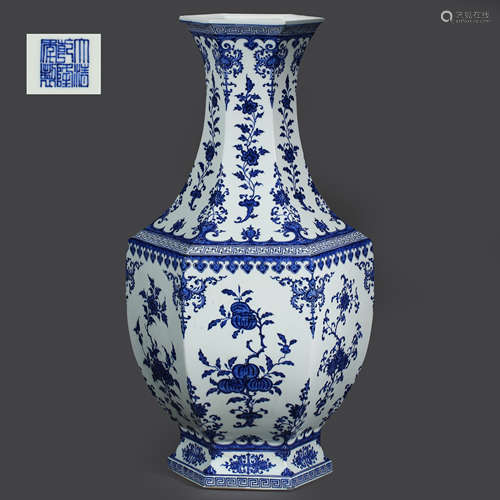 QING DYNASTY, CHINA BLUE AND WHITE OCTAGONAL BOTTLE WITH MARK AND FLOWER PATTERN