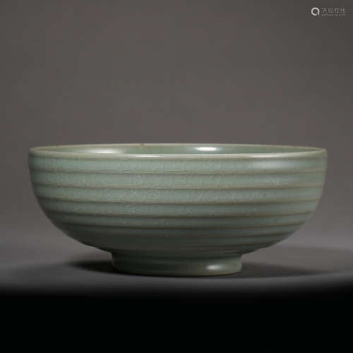 CHINESE SONG DYNASTY CELADON BOWL
