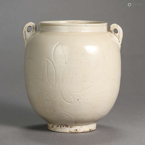 NORTHERN SONG DYNASTY, DING KILN WHITE GLAZED POT