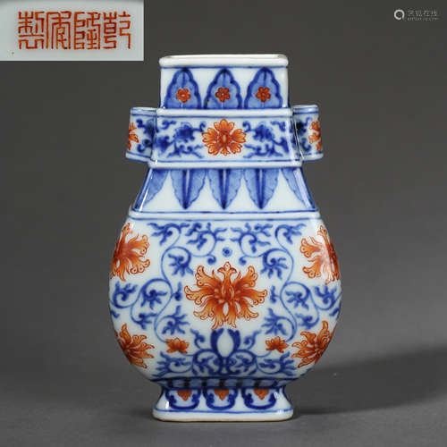 QING DYNASTY, BLUE AND WHITE VASE WITH MARK