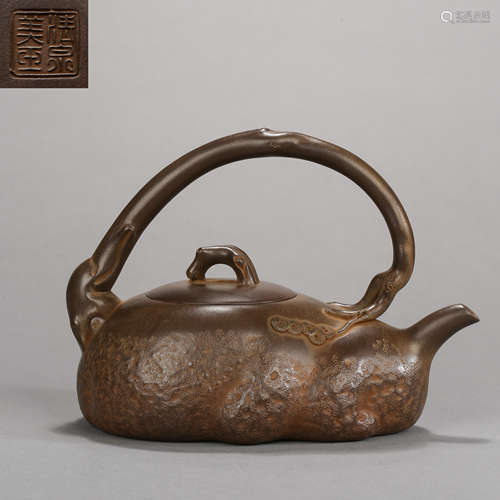 CHINESE ANCIENT CLAY TEAPOT