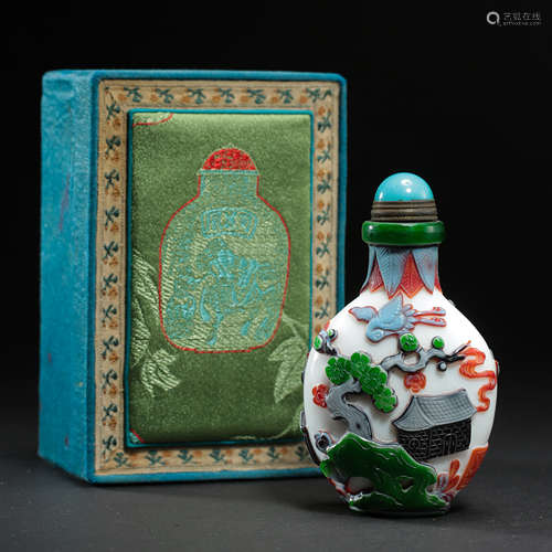 QING DYNASTY, JADE SNUFF BOTTLE