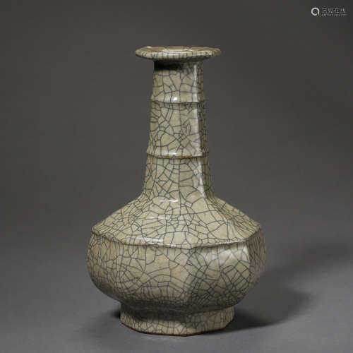 ANCIENT CHINESE CELADON BOTTLE