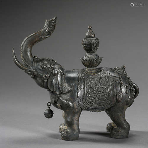 ANCIENT CHINESE STERLING SILVER ELEPHANT