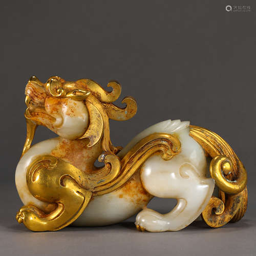 ANCIENT CHINESE HETIAN JADE CARVED BEAST EMBEDDED GOLD