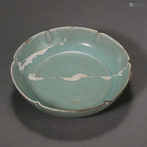 ANCIENT CHINESE CELADON PLATE