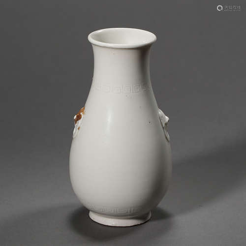 NORTHERN SONG DYNASTY, DING KILN WHITE GLAZED PORCELAIN VASE