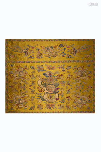 QING DYNASTY, EMBROIDERY HANGING PANEL, DRAGON