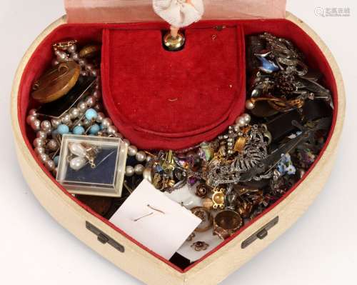 Sundry costume jewellery and coins in a musical jewel case