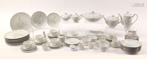 Japanese Sone china dinnerware including coffee pot, teapot and plates : For Condition Reports