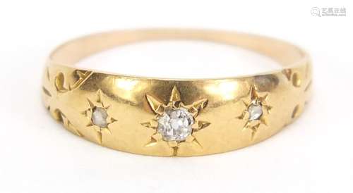 18ct gold diamond three stone gypsy ring, size L, 1.2g : For Condition Reports Please Visit Our