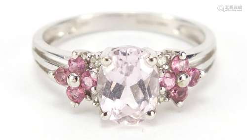 9ct white gold pink stone ring, size M, 2.4g : For Condition Reports Please Visit Our Website,