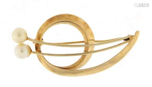 9ct gold pearl brooch, 4.7cm in length, 4.0g : For Condition Reports Please Visit Our Website,