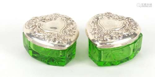 Pair of sterling silver and green glass love heart shaped boxes, each 2cm high : For Condition