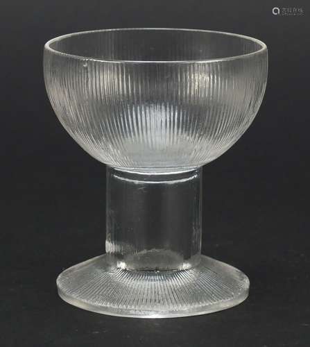 René Lalique Wingen cocktail glass, etched and moulded R Lalique to the base, 7.5cm high : For