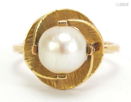 9ct gold pearl ring, size M, 4.8g : For Condition Reports Please Visit Our Website, Updated Daily