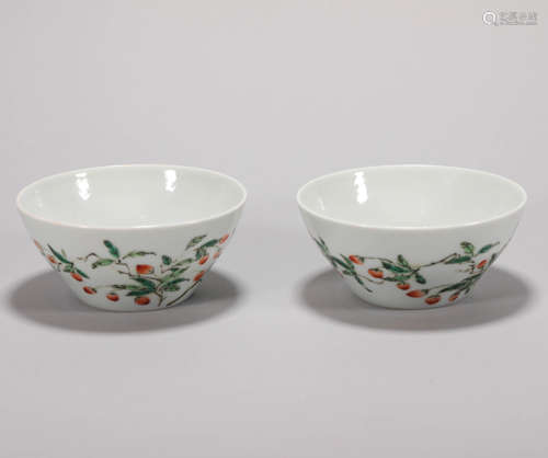 one pair of pastel tea  bowl from Qing清代粉彩茶碗一对