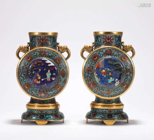 Pair of cloisonne copper  vases from Qing清代铜胎
景泰蓝花瓶一对