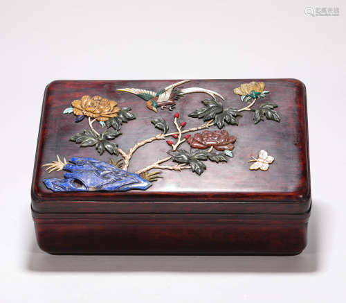 The Eight-Treasure Jewelry Box with Huanghua Pear Inlaid from Qing Dynasty清代黄花梨镶嵌八宝首饰盒