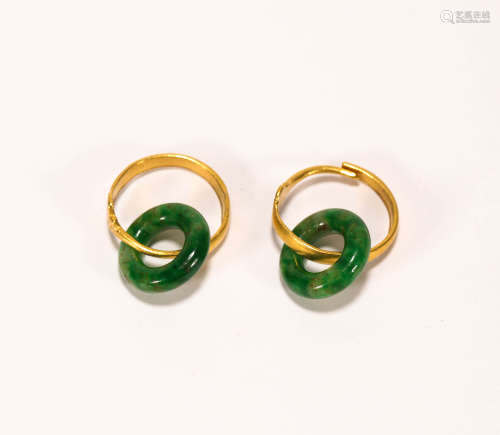 pair of pure gold jade earing from Qing清代纯金翡翠耳环一对