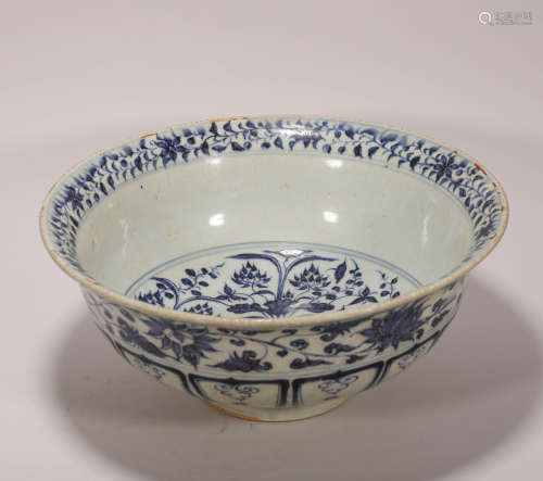 Blue and white flower bowls of Ming Dynasty明代花卉纹青花碗