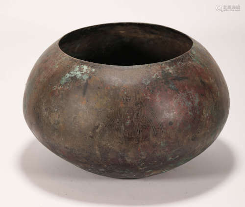 Copper bowl of Guanyin pattern in Liao Dynasty辽代观音纹铜钵盂