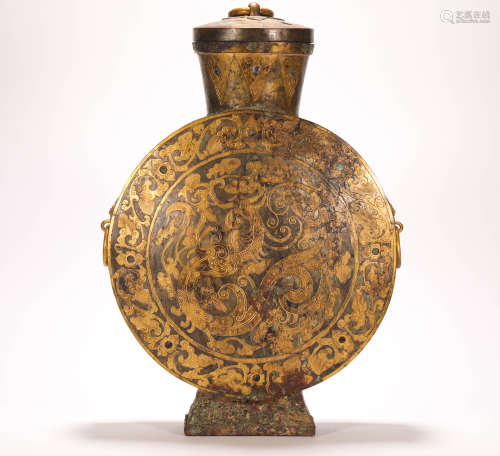 Han Dynasty copper-coated gold inlaid flat pot汉代铜措金镶嵌宝石扁壶
