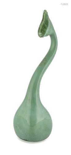 A BRITISH GLASS VASE. PERSIAN STYLE END 19TH EARLY 20TH CENTURY.