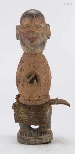 A CAMERUN ZOOMORPHIC FETISH IN GRAVED WOOD EARLY 20TH CENTURY