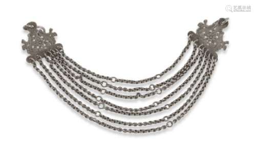 A SOUTH AMERICAN SILVER NECKLACE 20TH CENTURY.