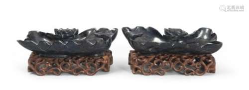 A PAIR OF CHINESE LAPIS LAZULI TRAYS. 19TH CENTURY.