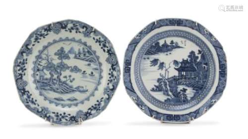A PAIR OF CHINESE WHITE AND BLUE PORCELAIN DISHES 19TH CENTURY