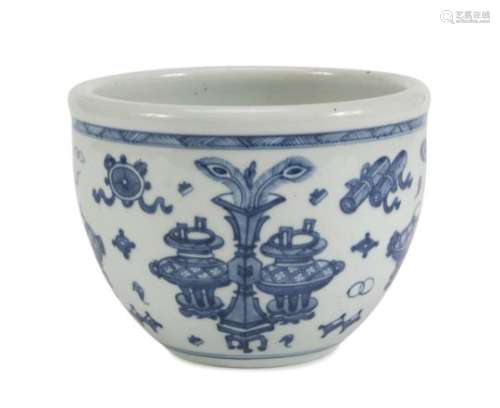 A CHINESE WHITE AND BLUE PORCELAIN CACHEPOT. 20TH CENTURY.