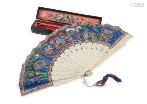 A CHINESE FAN IN PAPER AND IVORY LATE 19TH EARLY 20TH CENTURY.
