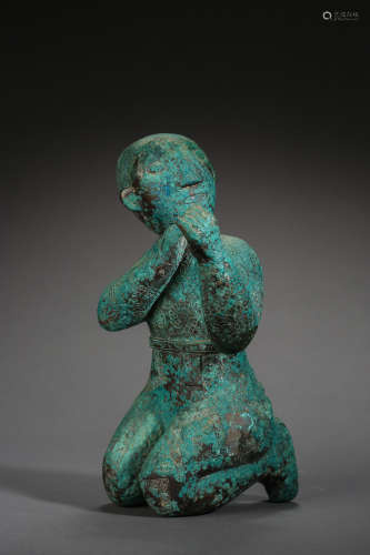 ANCIENT CHINESE BRONZE HUMAN FIGURE