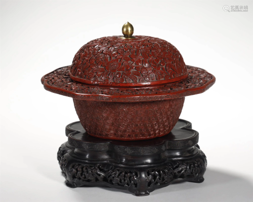 QING DYNASTY A CINNABAR LACQUER CARVE…