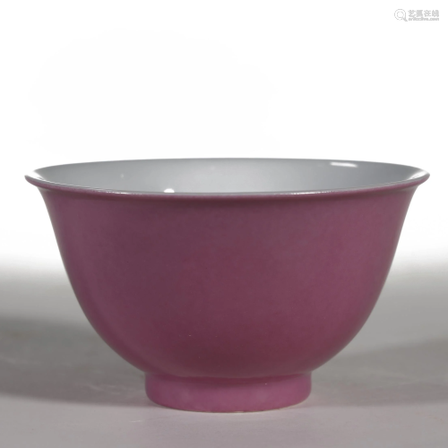 QING DYNASTY A PINK-GLAZED CUP