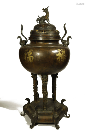 A GILT-BRONZE OF TRIPOD CENSERS AND COVERS