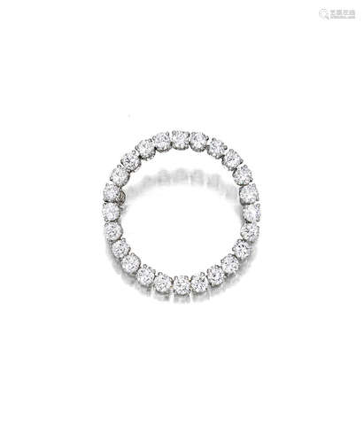 A DIAMOND CIRCLE BROOCH, CARTIER