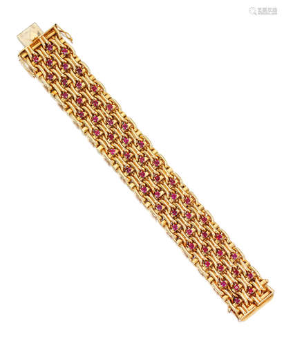 A 14K GOLD AND RUBY BRACELET, CARTIER, CIRCA 1940